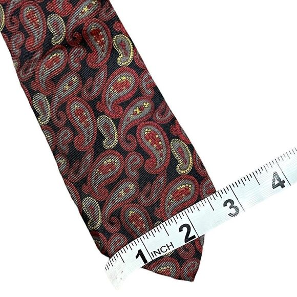 Vintage Deep Red Paisley Silk Tie - Picture 5 of 6